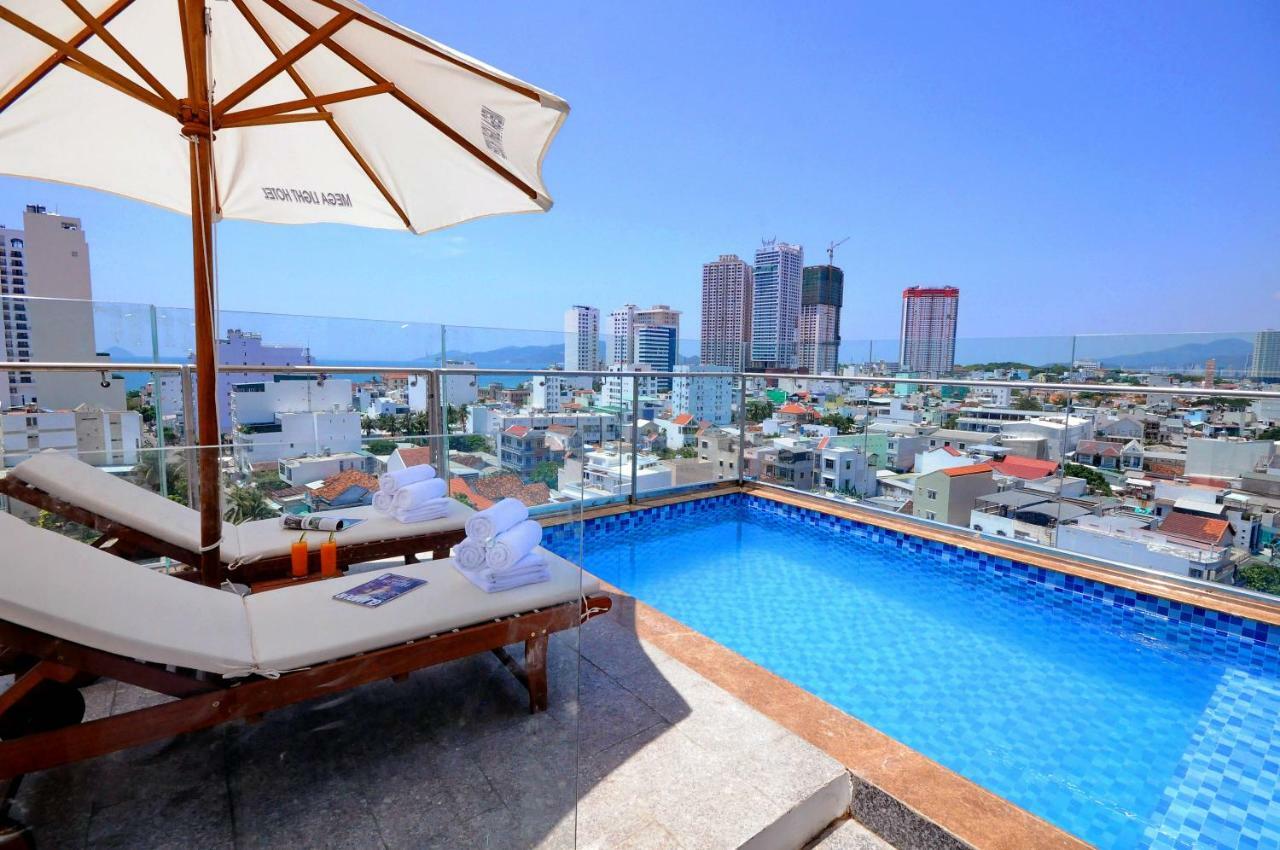 Mega Light Hotel Nha Trang Esterno foto