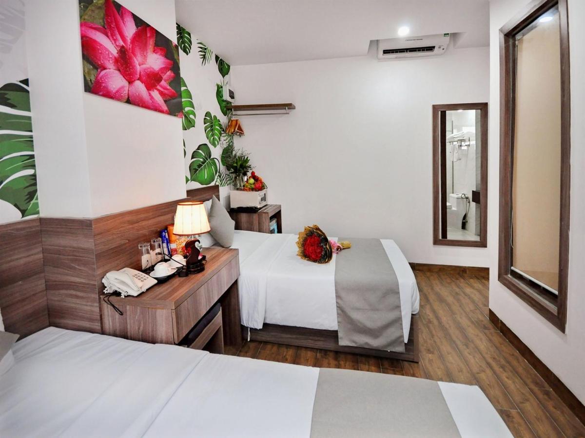 Mega Light Hotel Nha Trang Esterno foto