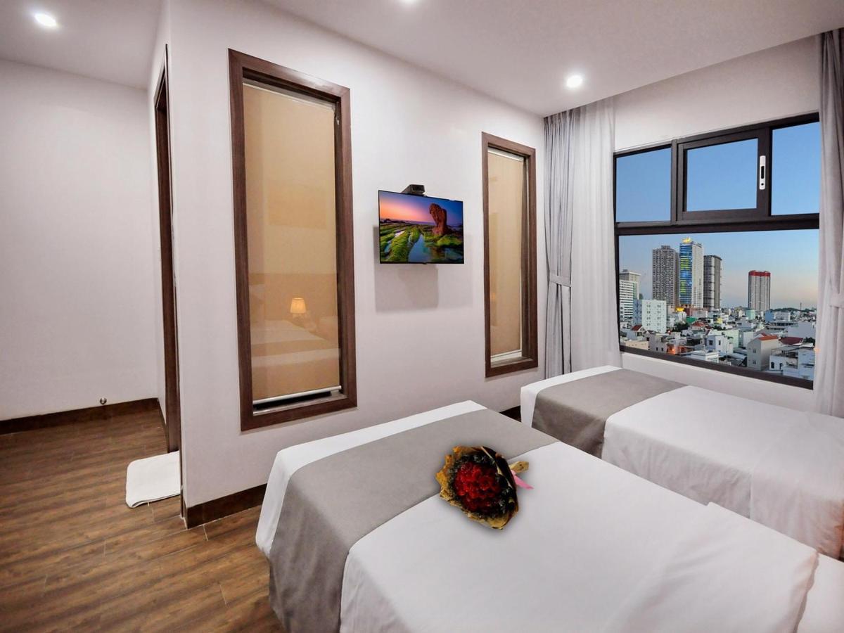 Mega Light Hotel Nha Trang Esterno foto