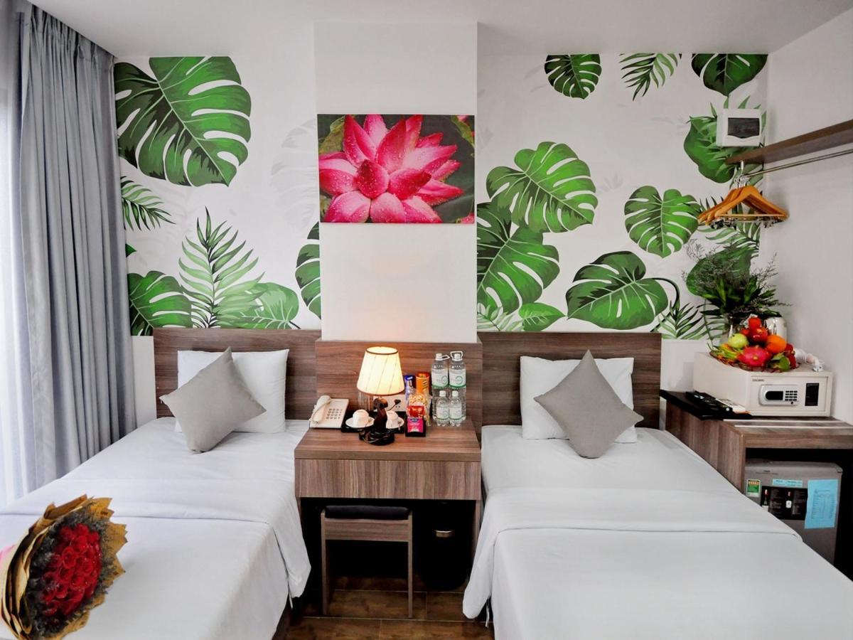 Mega Light Hotel Nha Trang Esterno foto