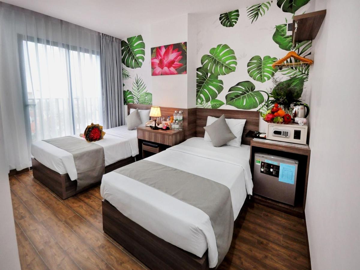 Mega Light Hotel Nha Trang Esterno foto
