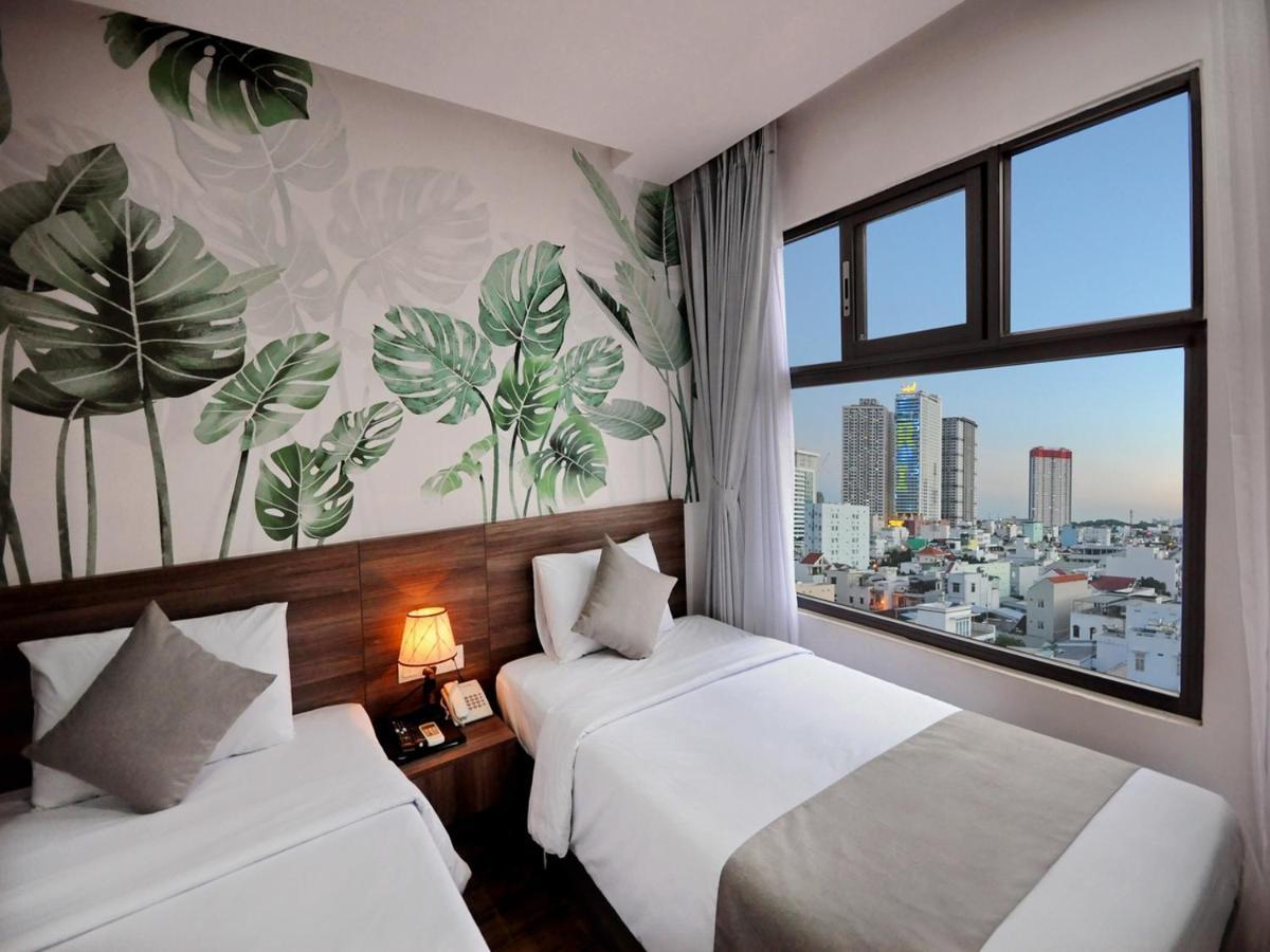 Mega Light Hotel Nha Trang Esterno foto